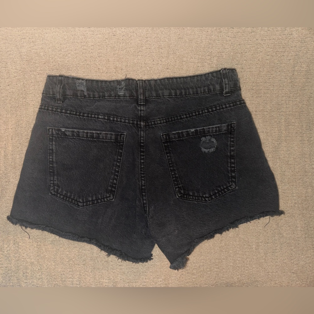 Zara mid Saturday black denim shorts